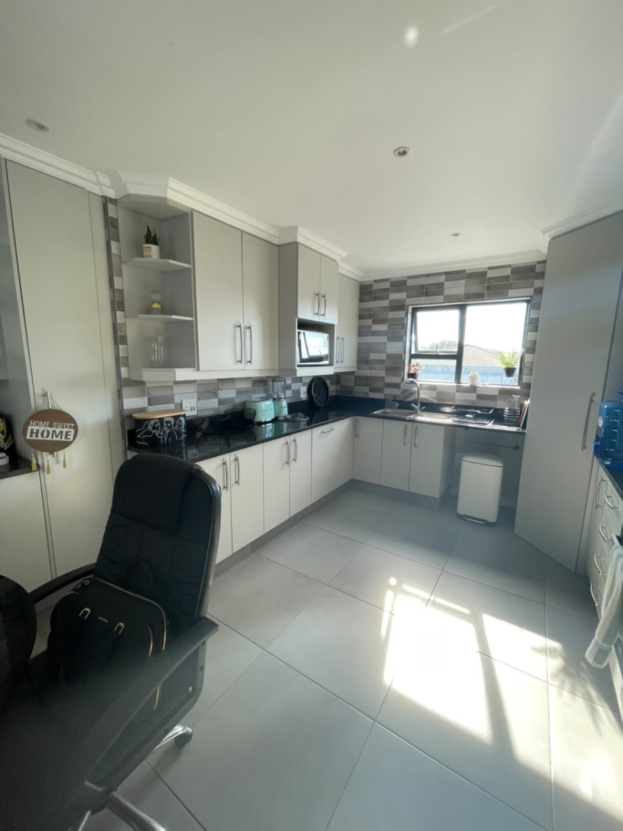 2 Bedroom Property for Sale in Gonubie Eastern Cape